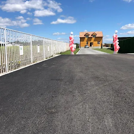 Std Jovic Sa Bazenom 3*