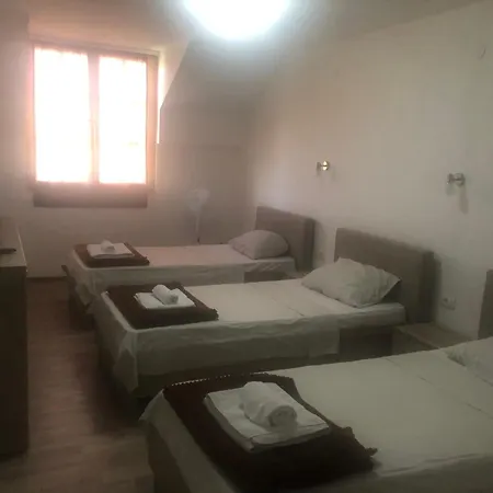 Std Jovic Sa Bazenom 3*